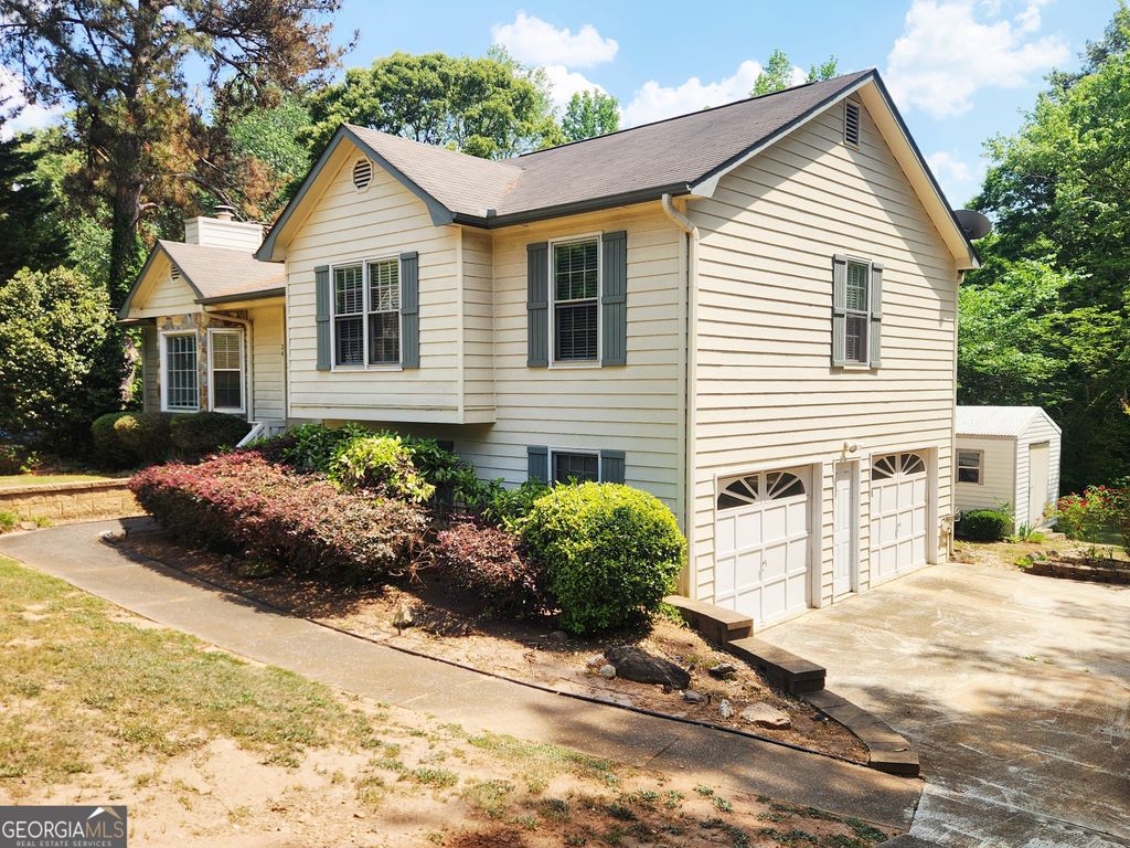 Photo of 24 Brandywine Drive, Douglasville, GA 30134 (MLS # 10742236)