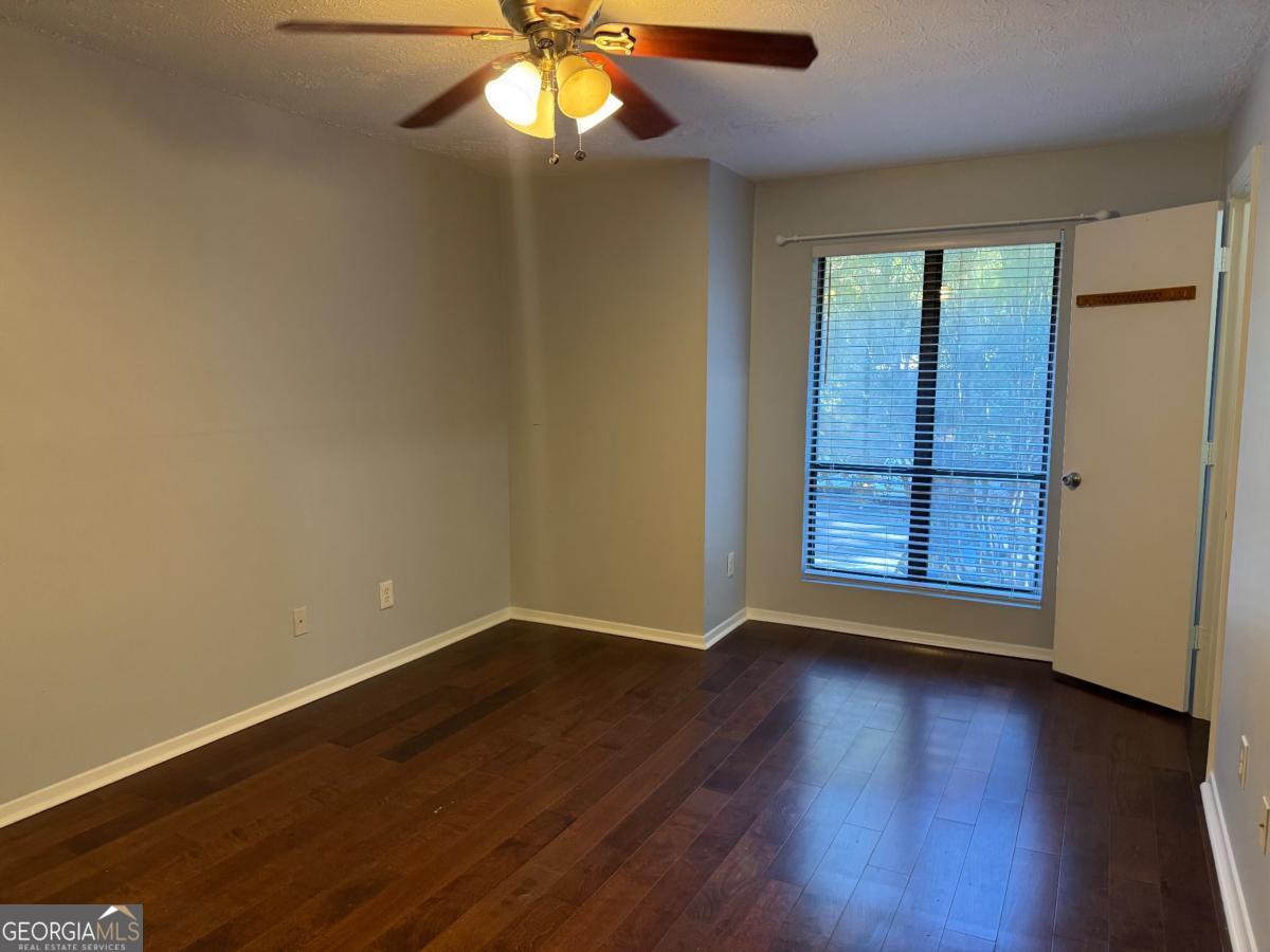 Roswell Springs - Residential