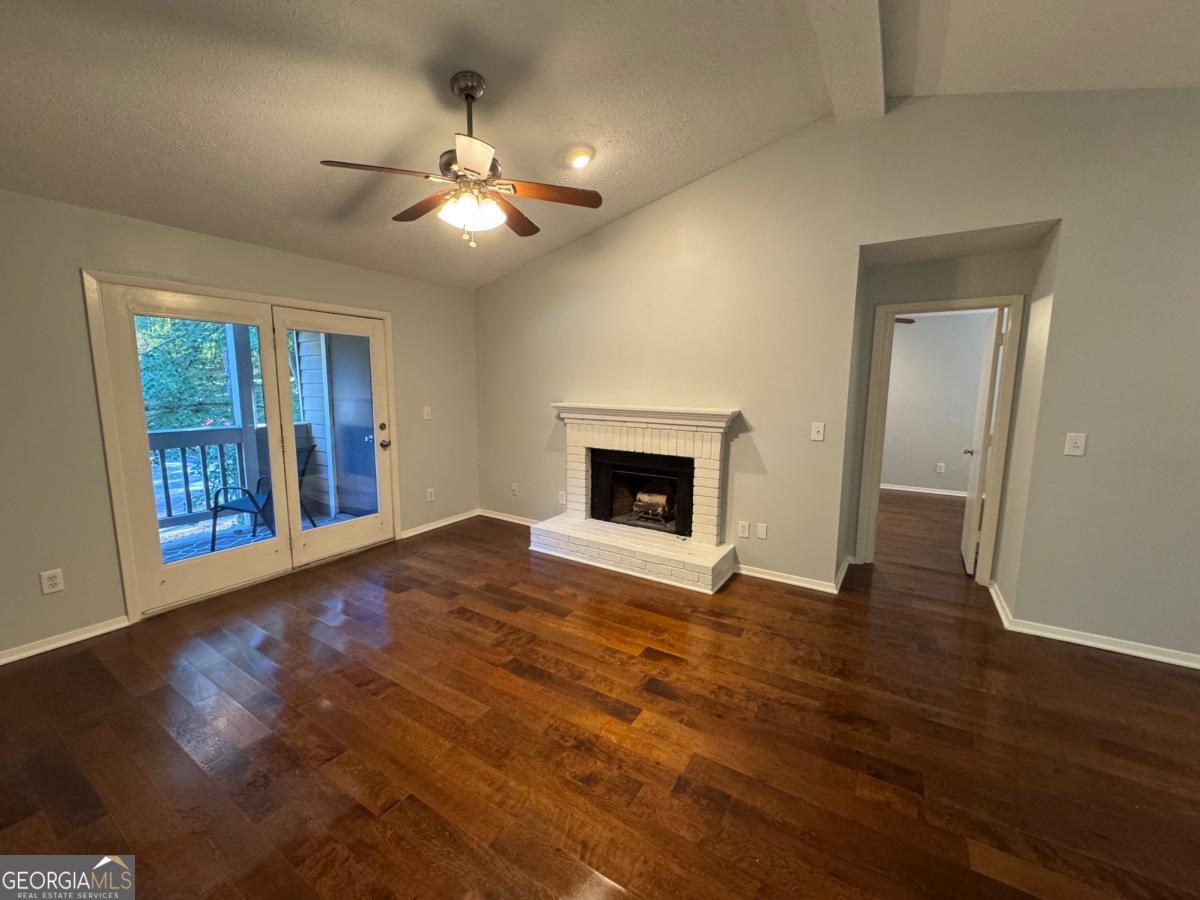 Roswell Springs - Residential