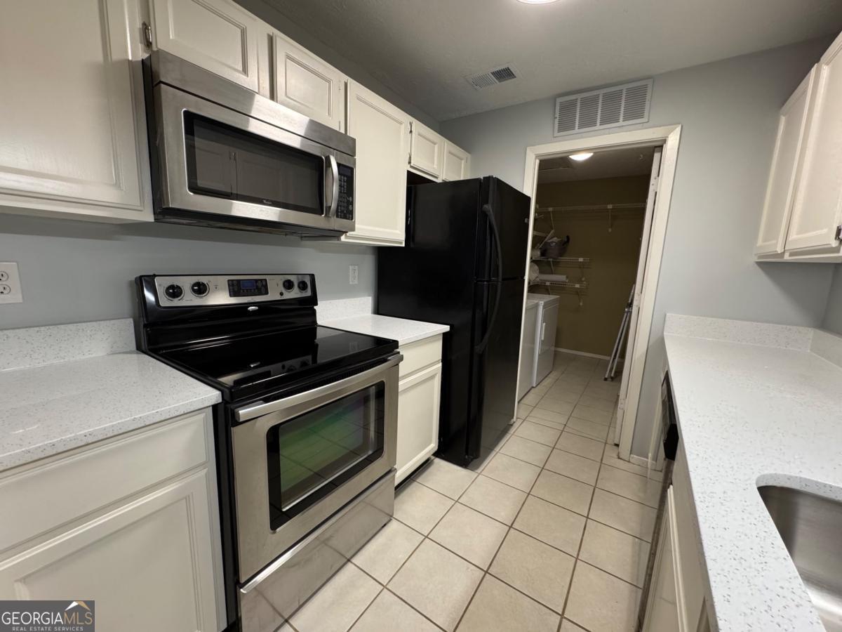 528 Warm Springs CIR