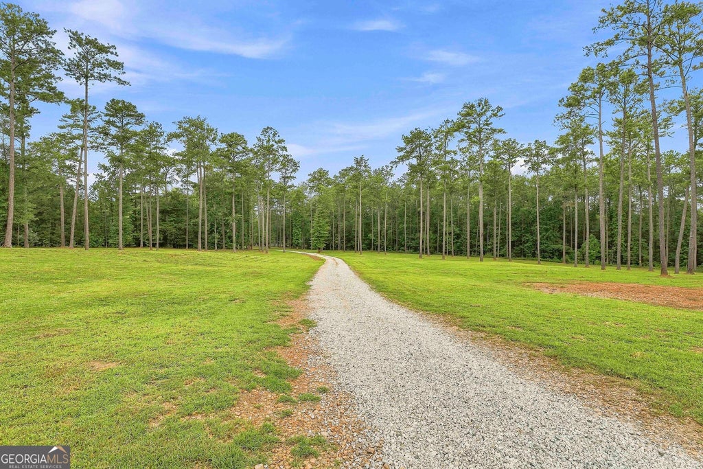 Photo of 425 Ethridge Mill Rd, Griffin, GA 30224 (MLS # 10819793)