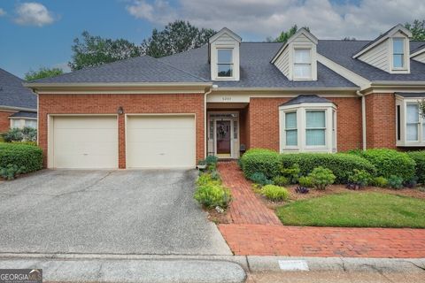 6203 Forest Hills DR Peachtree Corners GA 30092