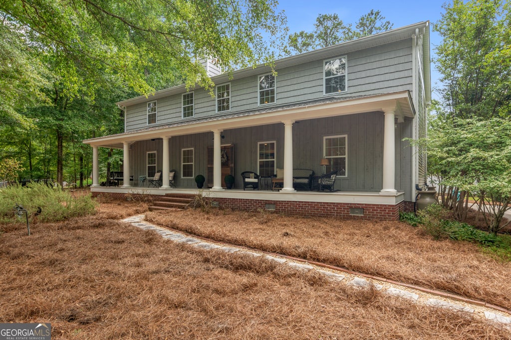 Photo of 308 W Lakeview Drive NE, Milledgeville, GA 31061 (MLS # 10840865)