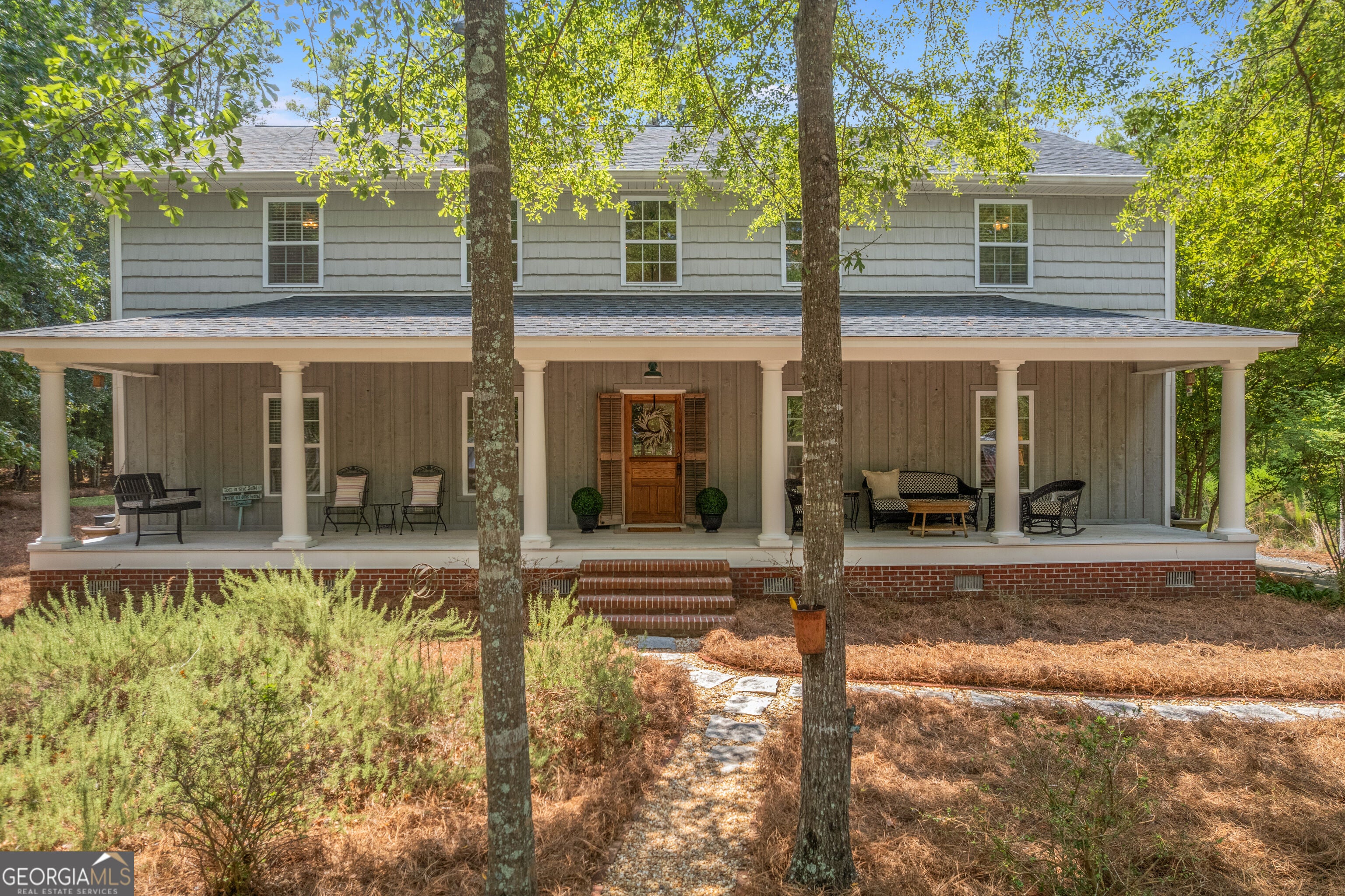 308 W Lakeview DR NE