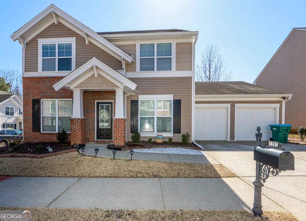 1201 Red Bud Lane