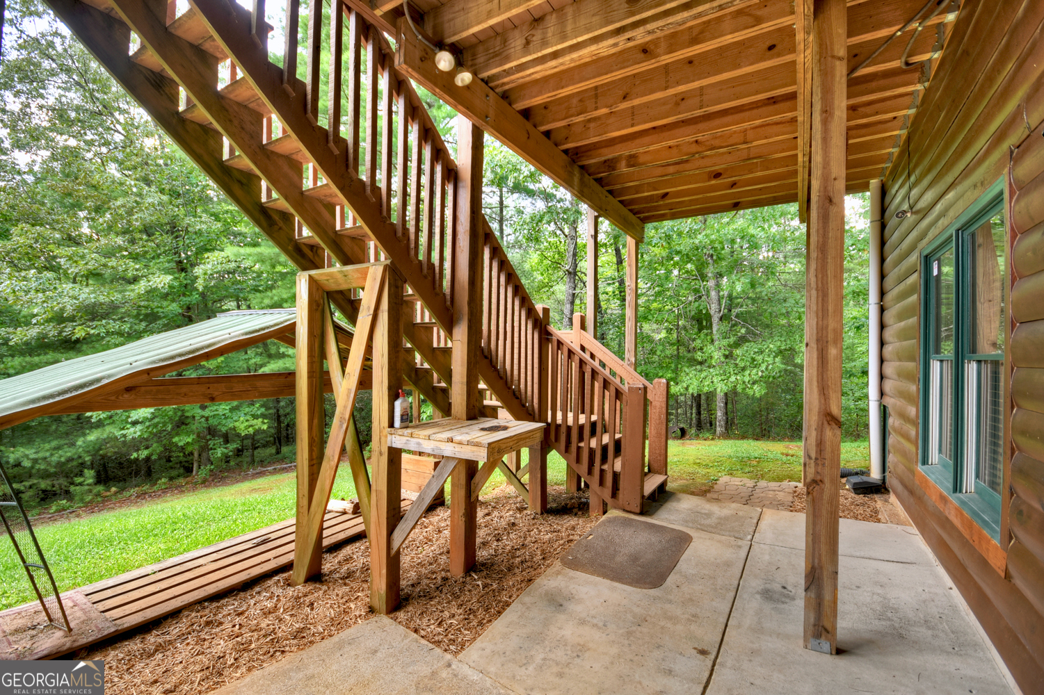 852 Miners Mountain RD