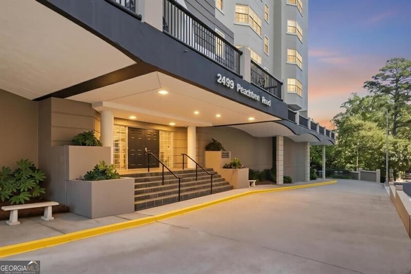 Welcome to The Barony, a luxury condominium building in one of Buckhead's best locations. This two bedroom, two full bathroom condo is bright and welcoming. Enter though the foyer into an open concept floor plan with generous living and dining space perfect for hosting family and guests. An eat-in kitchen provides the perfect space for morning coffee and light lunches. The primary and secondary bedroom bathrooms have been fully renovated and updated. The primary bedroom also features a walk-in closet and double vanities in the bathroom. Amenities include outdoor terraces, garden space, gym, dog walk, gated designated parking space and storage unit. Backing up to one of the most walkable and scenic neighborhoods in Atlanta... Garden Hills...and walking distance to shopping, restaurants and public transportation. You will love living here!