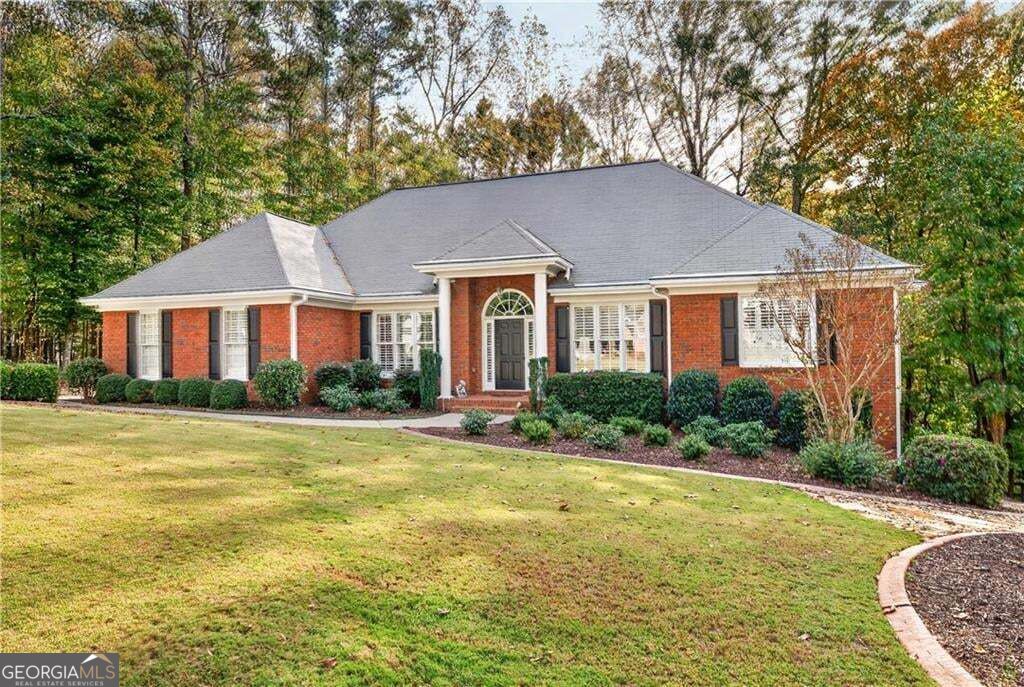 Photo of 203 Jeffrey Drive, Woodstock, GA 30188 (MLS # 10882031)