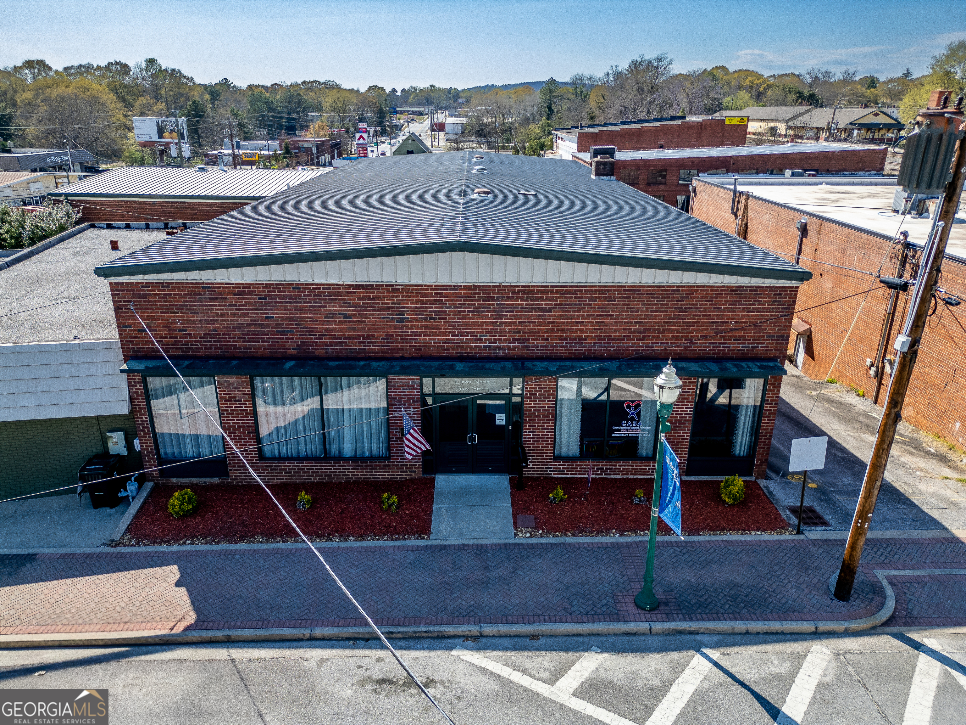 18 W Currahee ST