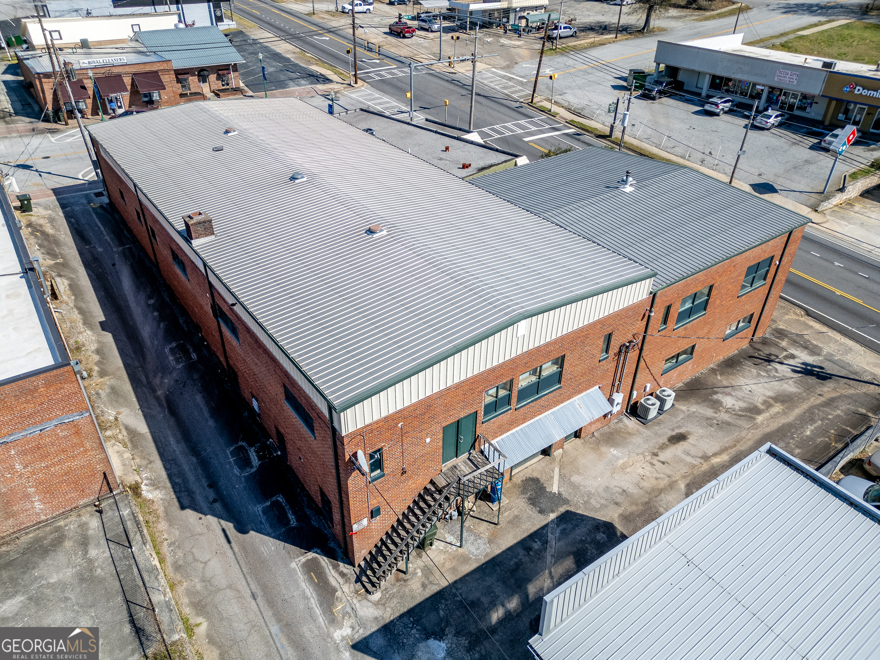 18 W Currahee ST
