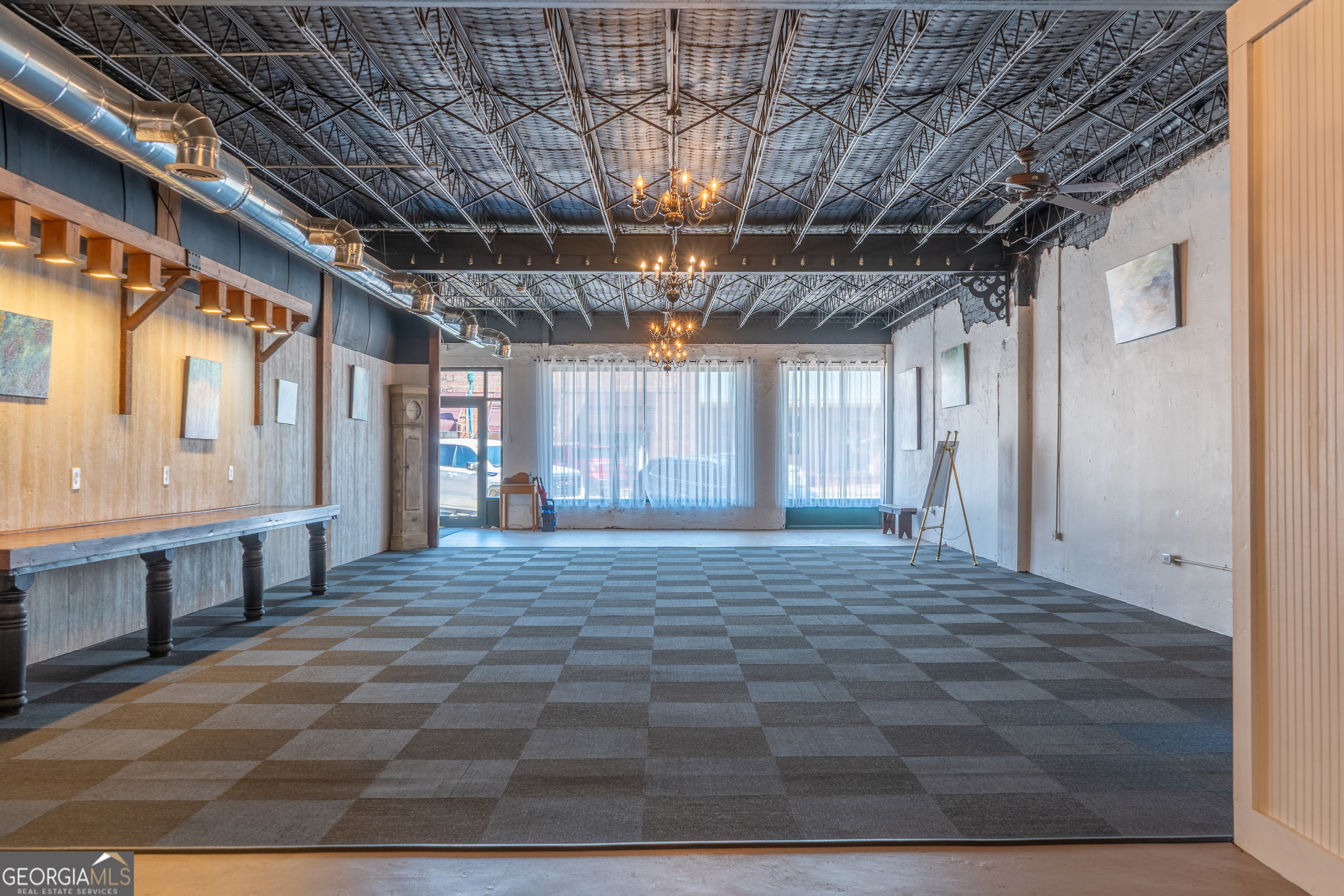 Toccoa, Georgia 30577, United States, ,Commercial,Active,97388