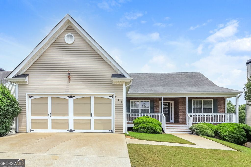 Photo of 215 Overlook Drive, Dallas, GA 30157 (MLS # 10686466)