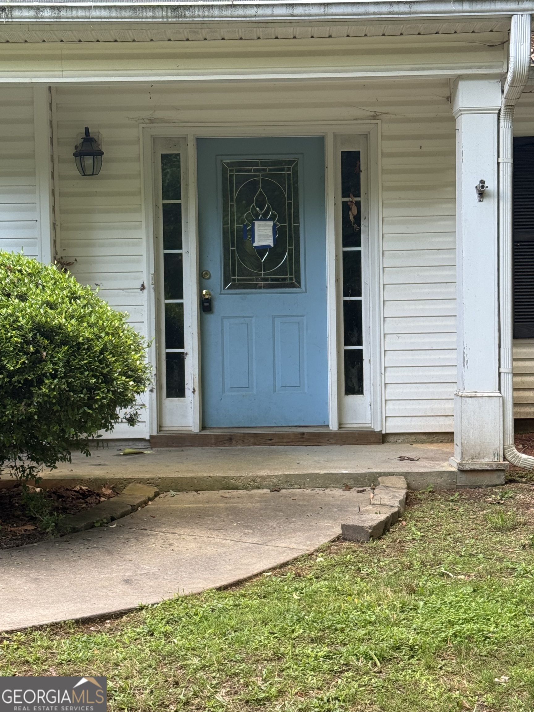 5028 Highway 81 E