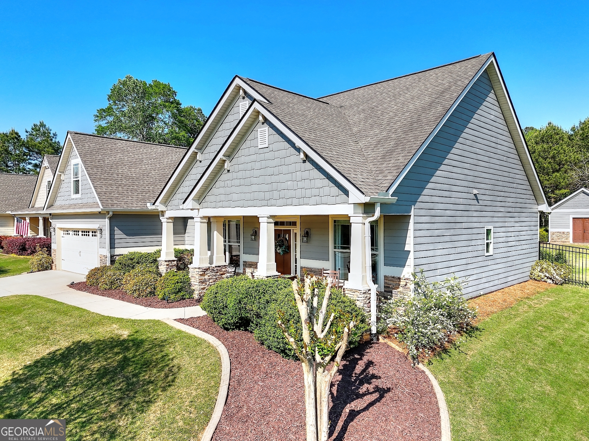 832 Ashland Falls DR