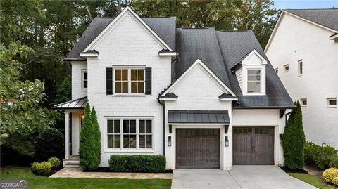 Photo of 1760 Barclay Close NW, Atlanta, GA 30318 (MLS # 10667906)