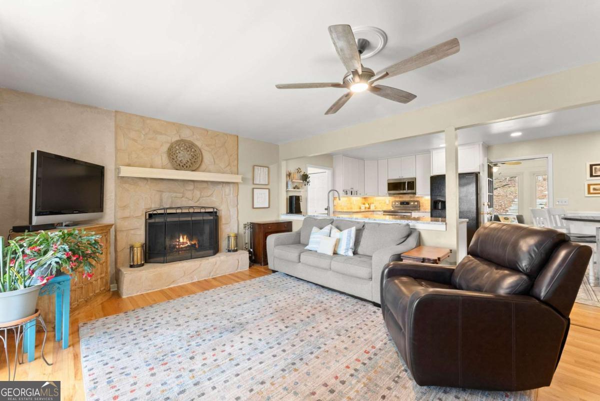 3511 Habersham Club DR