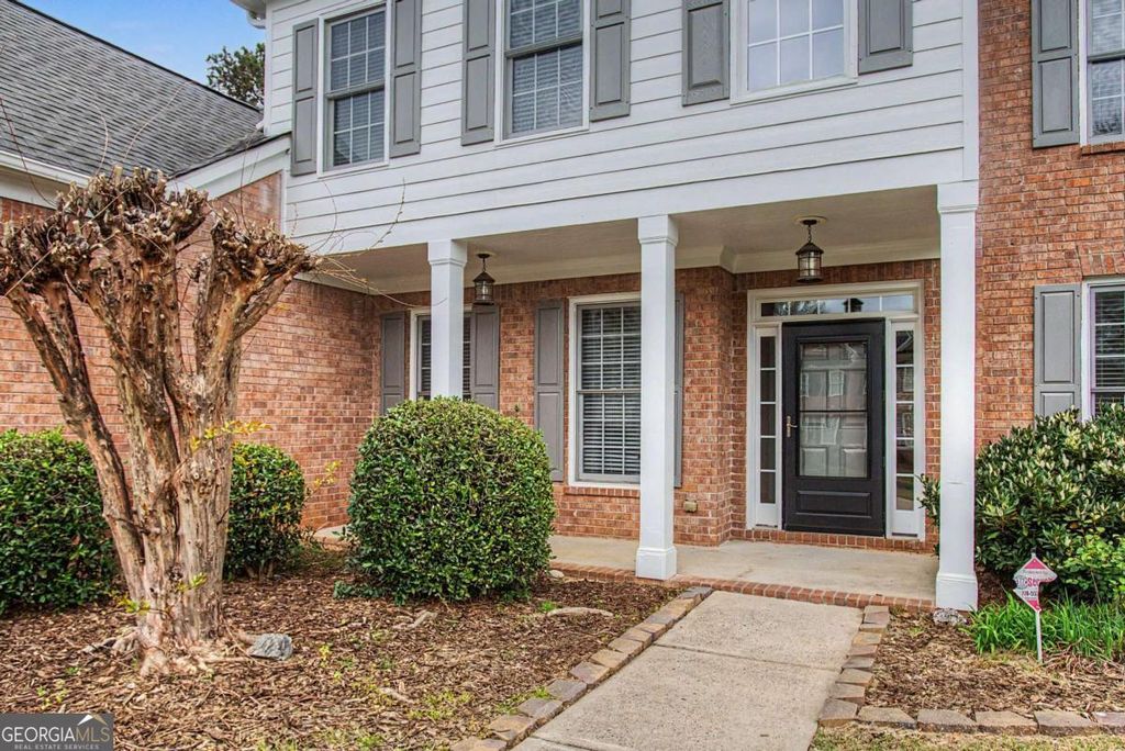 Photo of 2725 Ivy Hill Drive, Buford, GA 30519 (MLS # 10723631)