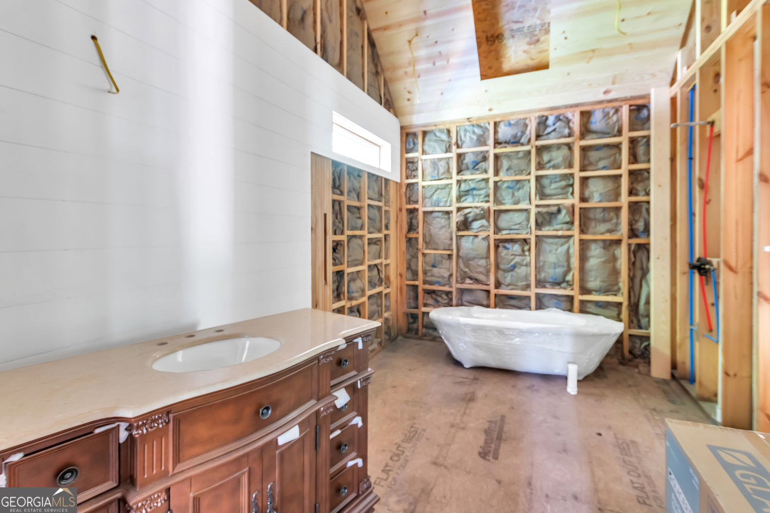 Rabun Gap, Georgia 30568, United States, 3 Bedrooms Bedrooms, ,3 BathroomsBathrooms,Residential,Active,165898