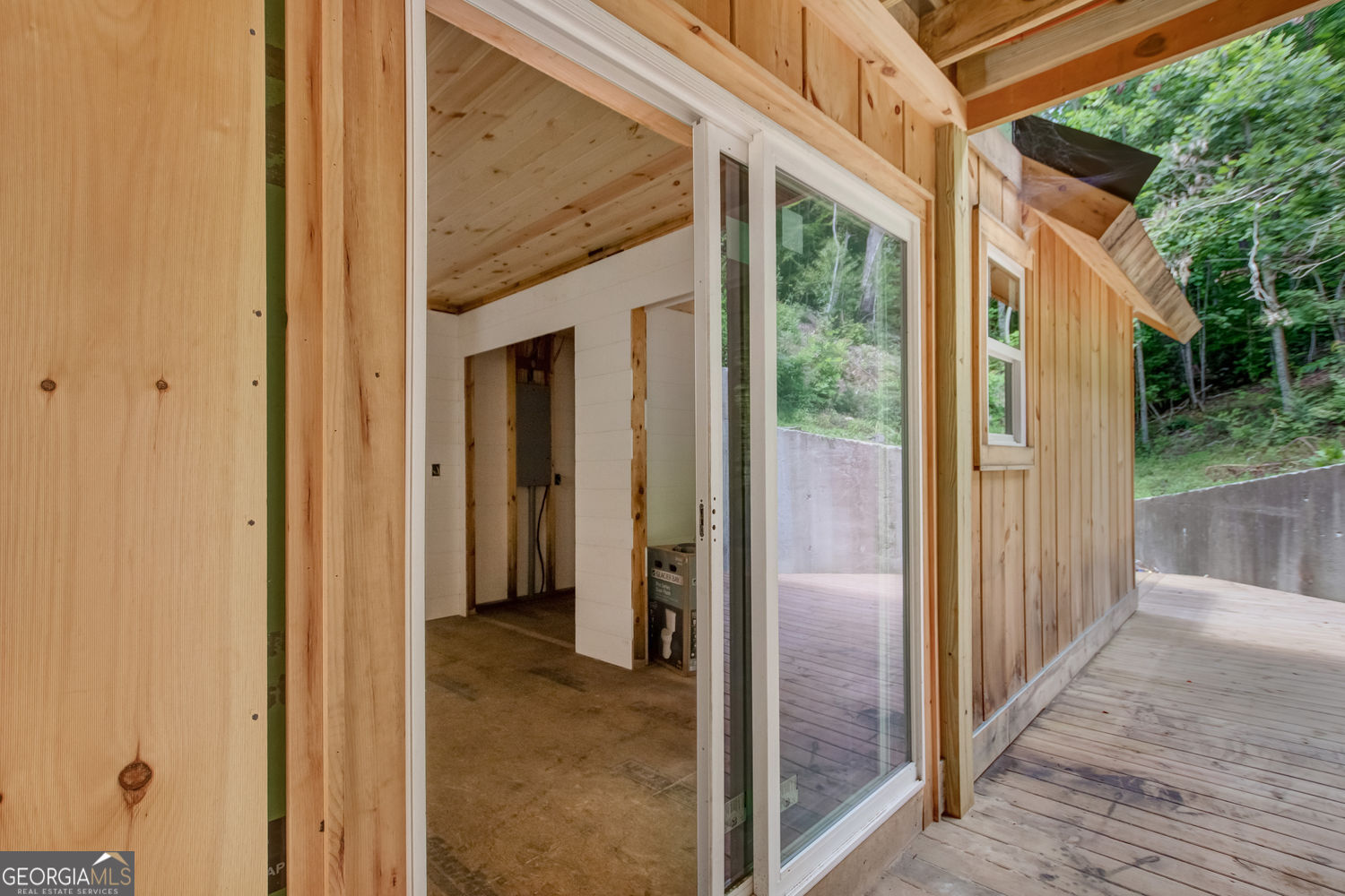 Rabun Gap, Georgia 30568, United States, 3 Bedrooms Bedrooms, ,3 BathroomsBathrooms,Residential,Active,165898