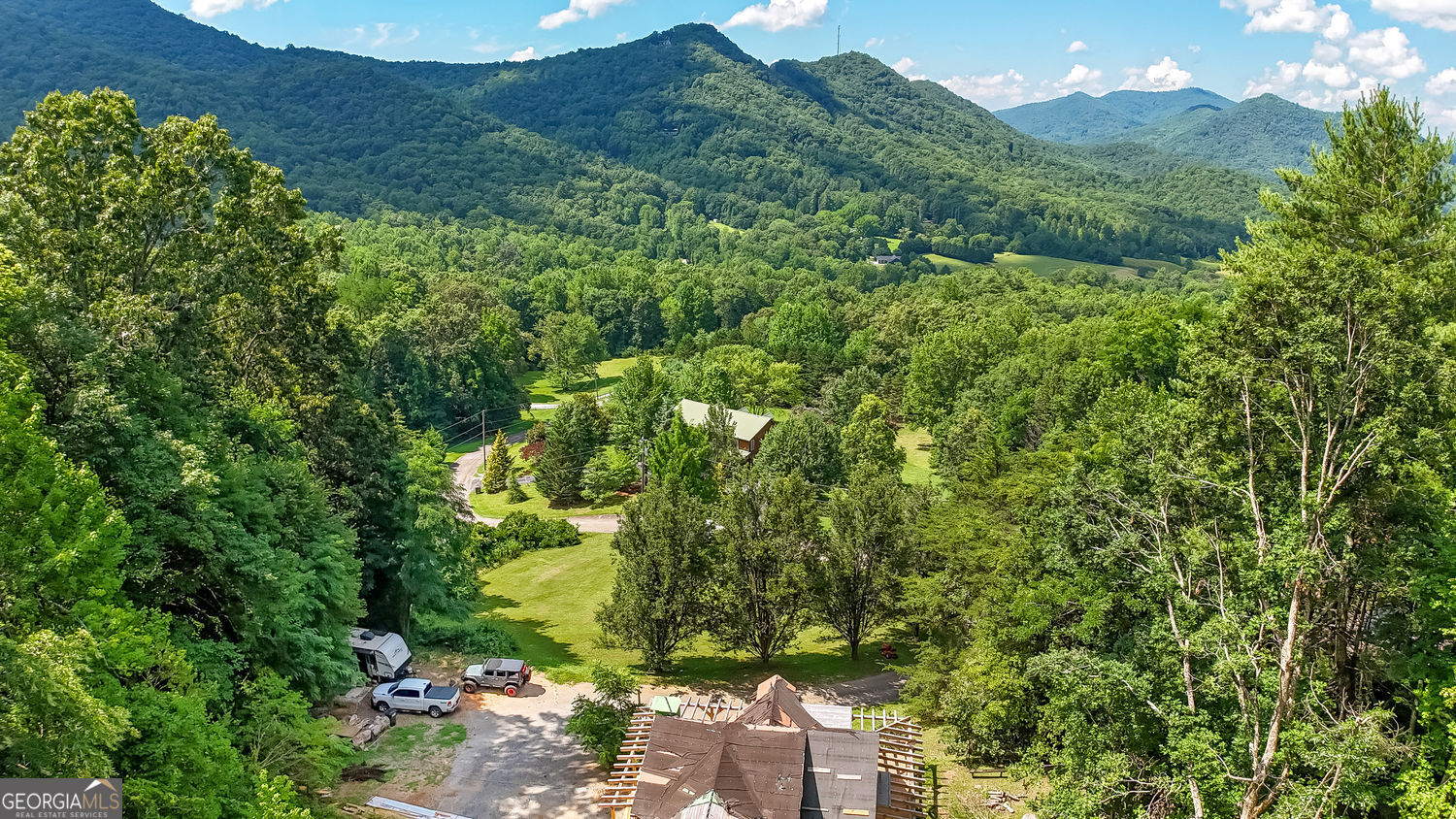 668 Mountainside Drive DR