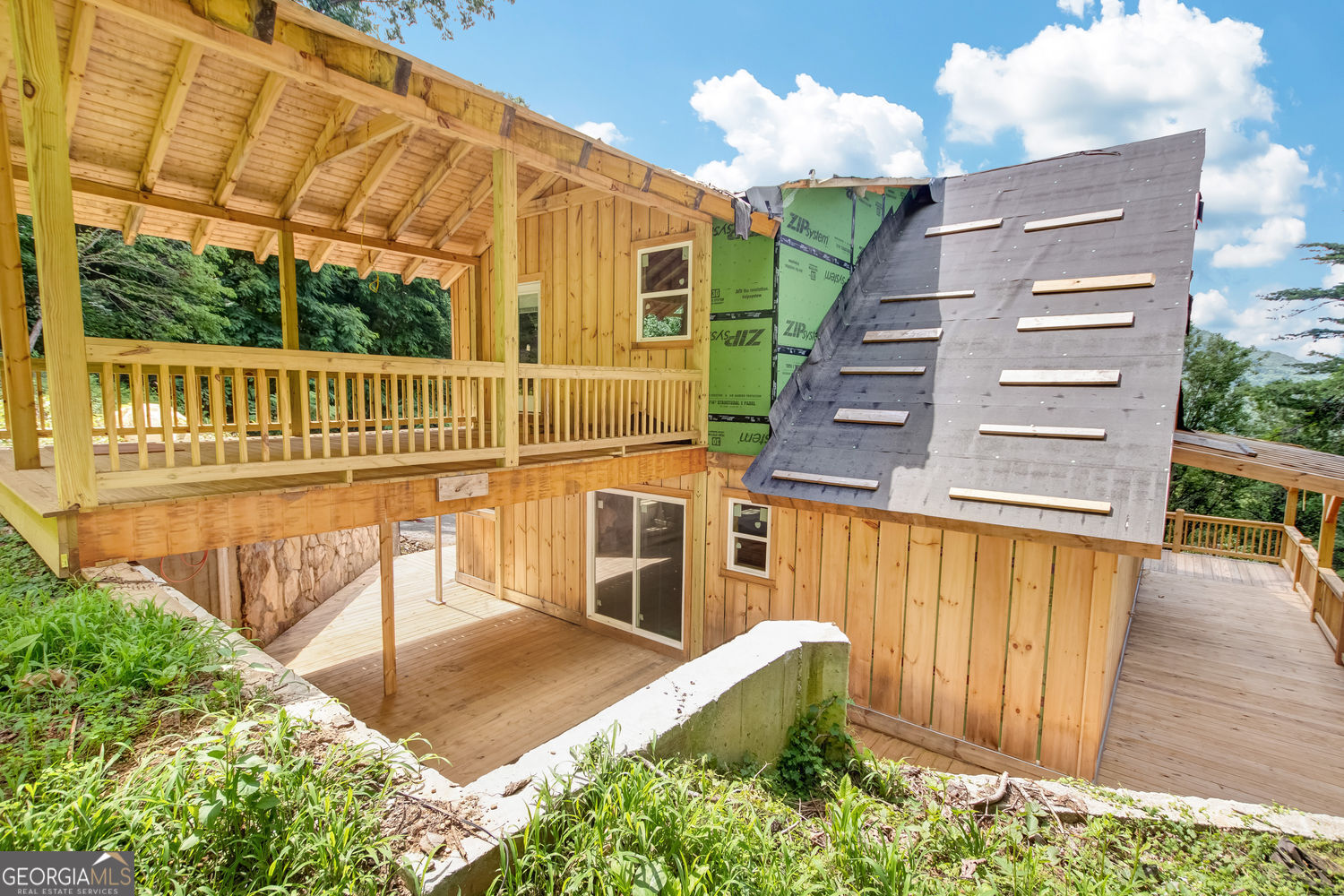 Rabun Gap, Georgia 30568, United States, 3 Bedrooms Bedrooms, ,3 BathroomsBathrooms,Residential,Active,165898