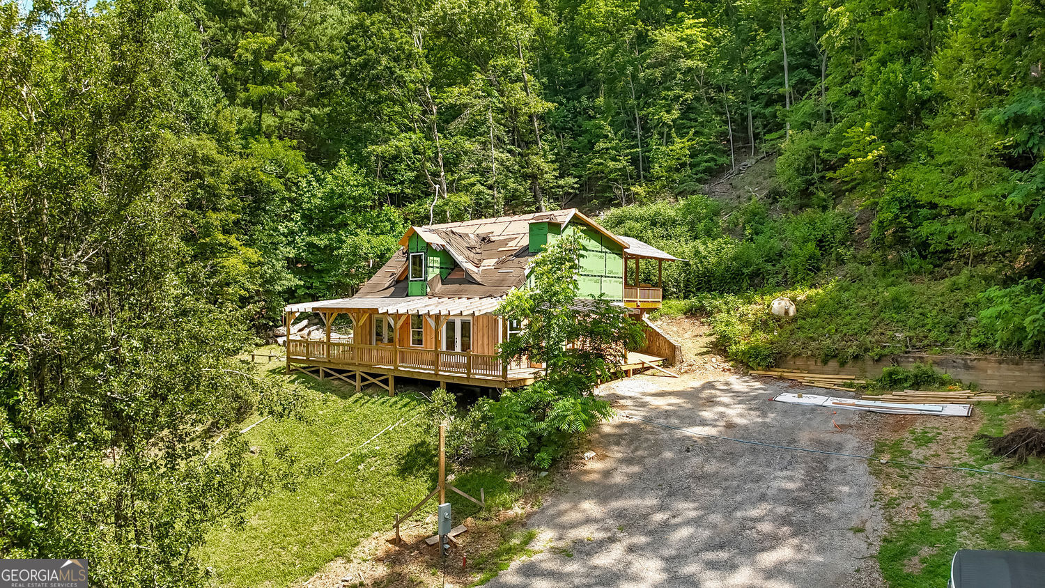 668 Mountainside Drive DR