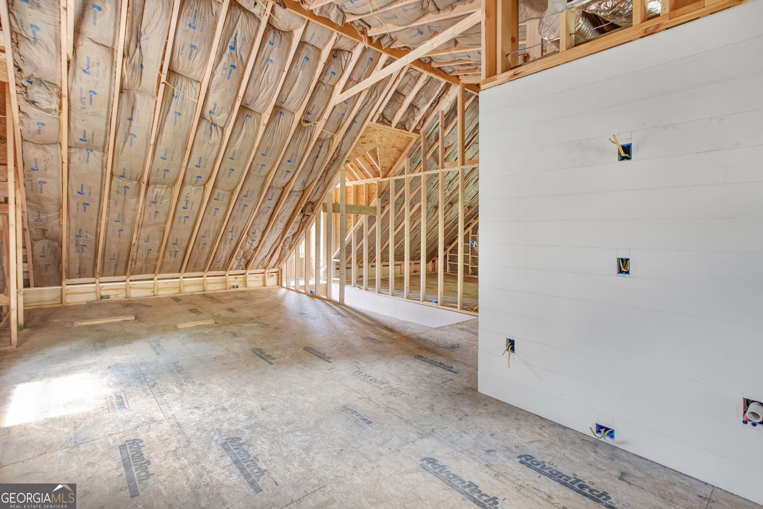 Rabun Gap, Georgia 30568, United States, 3 Bedrooms Bedrooms, ,3 BathroomsBathrooms,Residential,Active,165898