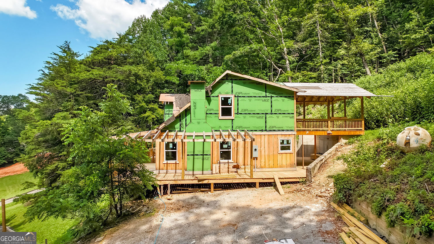 Rabun Gap, Georgia 30568, United States, 3 Bedrooms Bedrooms, ,3 BathroomsBathrooms,Residential,Active,165898