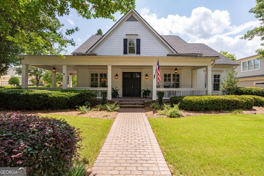 Photo of 300 Horseshoe Bend, Statham, GA 30666 (MLS # 10838182)