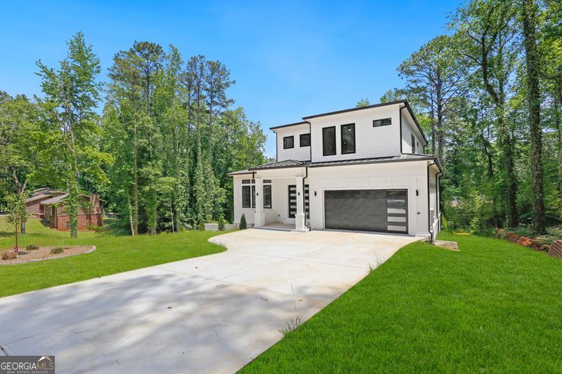 1155 SW Apollo