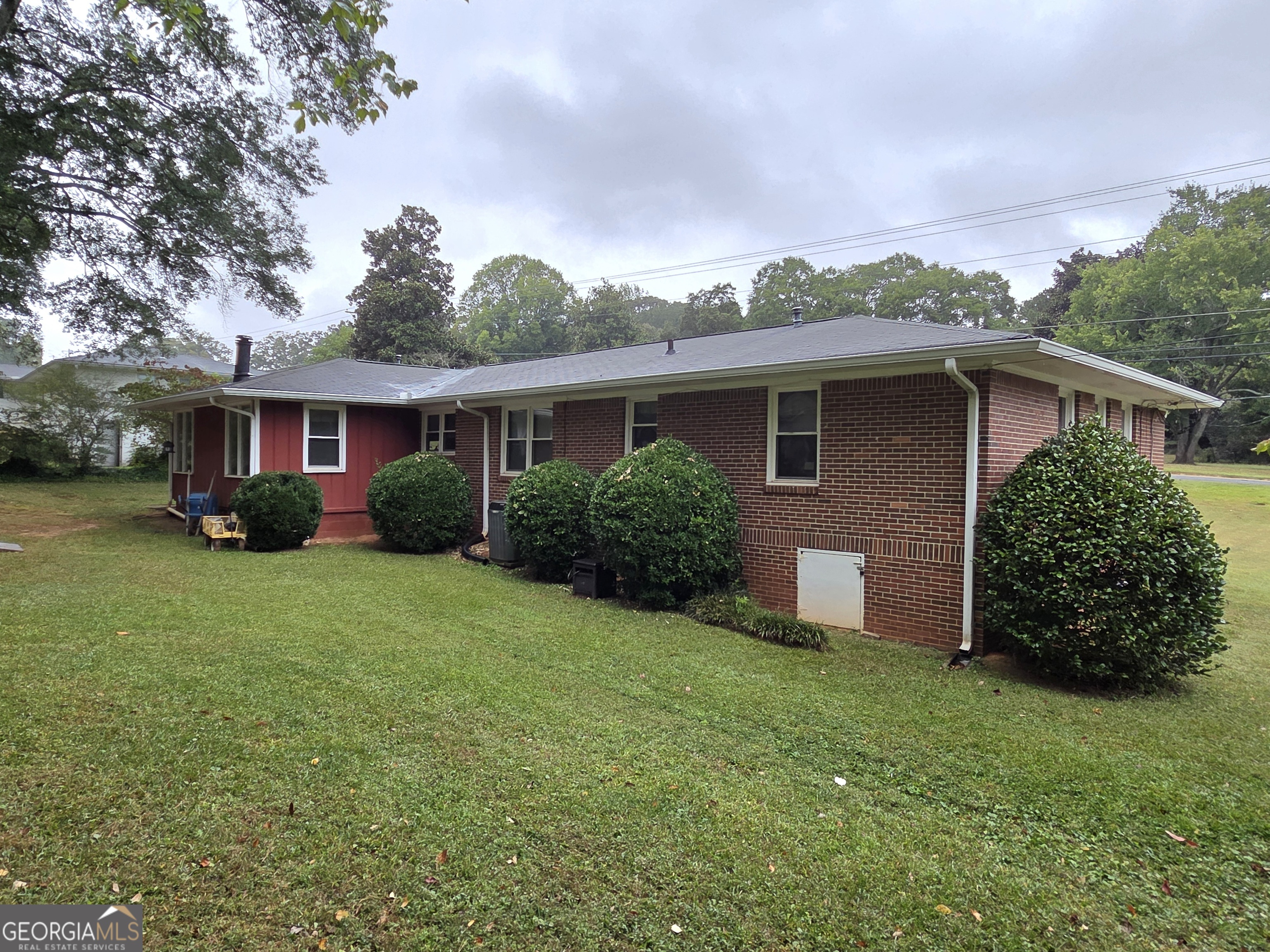 1275 Clay RD SW