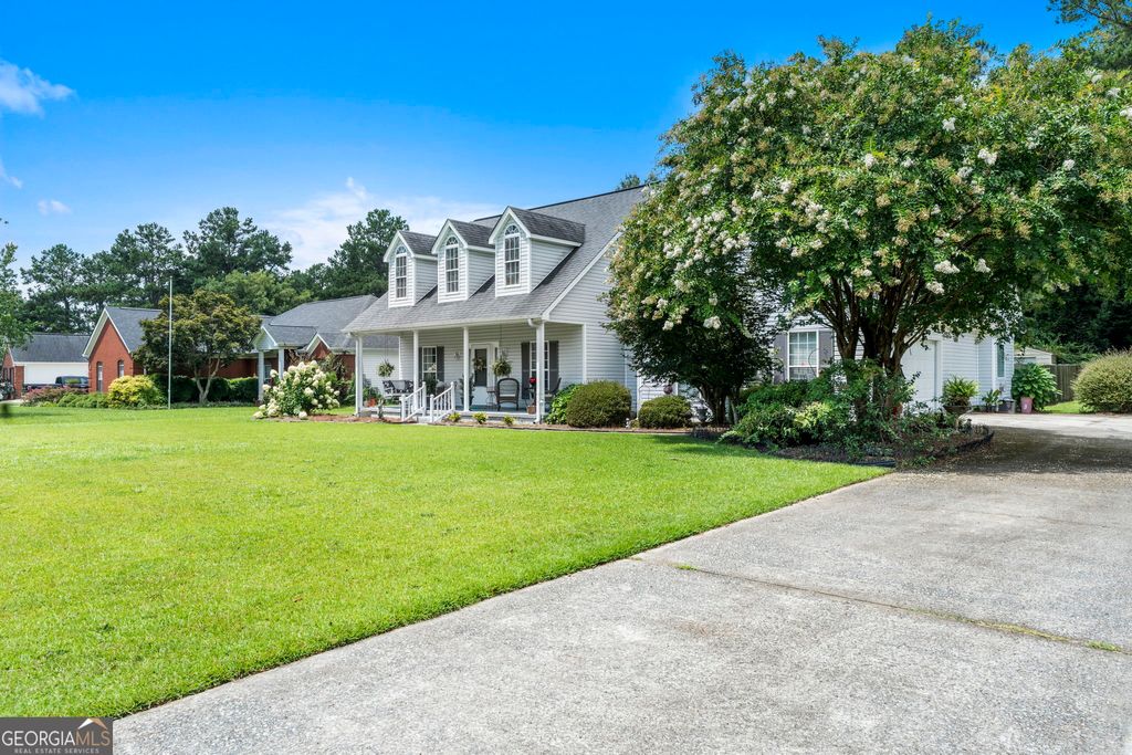 Photo of 1142 Alma Drive, Macon, GA 31216 (MLS # 10807153)