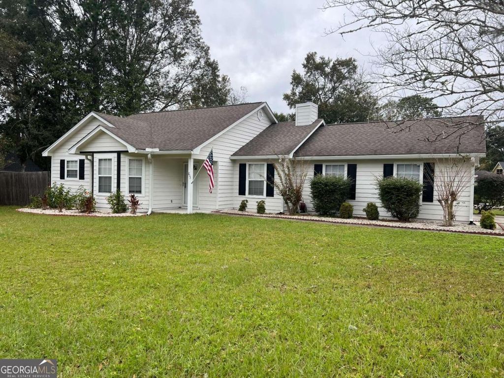 Photo of 203 McQueen Circle, Saint Marys, GA 31558 (MLS # 10754584)