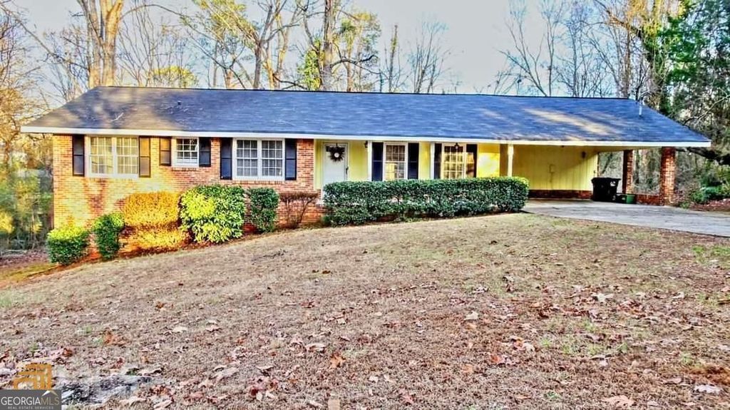 Photo of 2826 Manor Court, Snellville, GA 30078 (MLS # 10762905)
