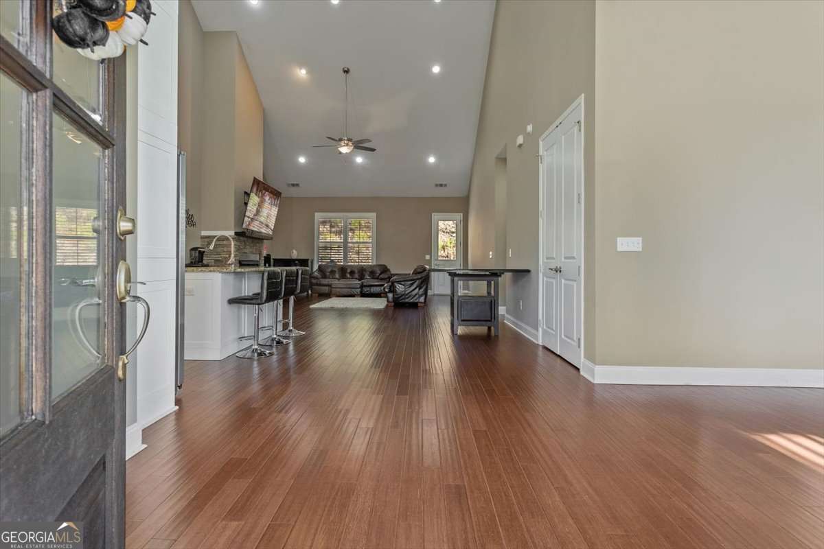 108 Madison CT
