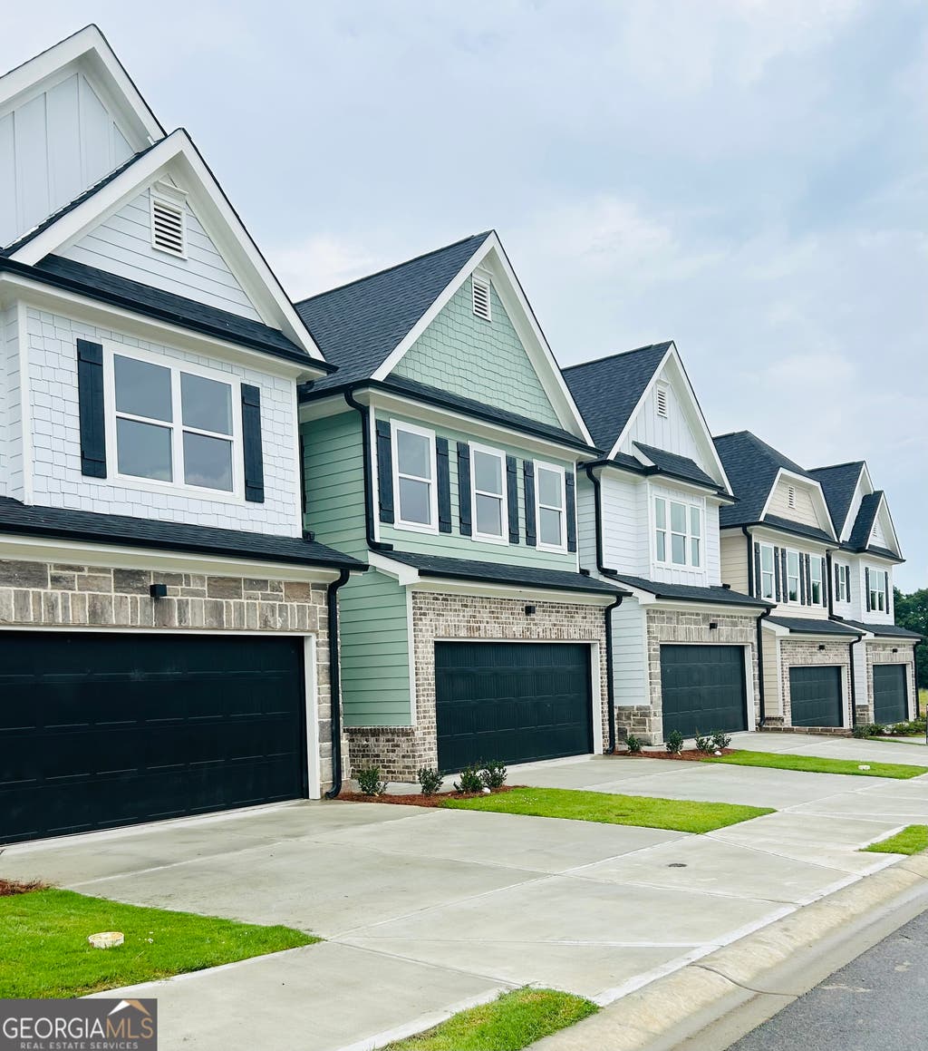 Photo of 29 Crest Drive, Hartwell, GA 30643 (MLS # 10804854)