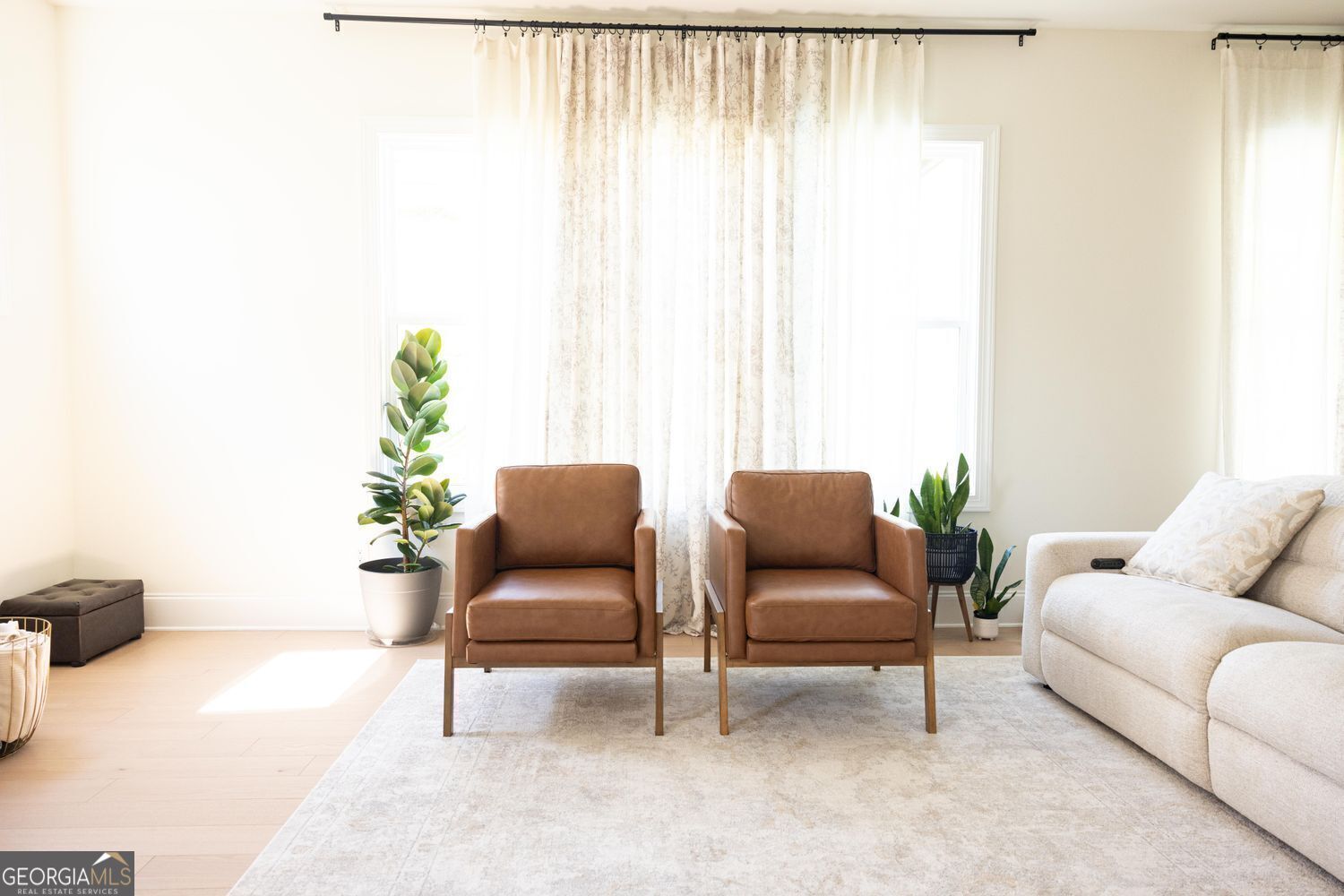 HOLLY FARM PH 1B - Residential Lease