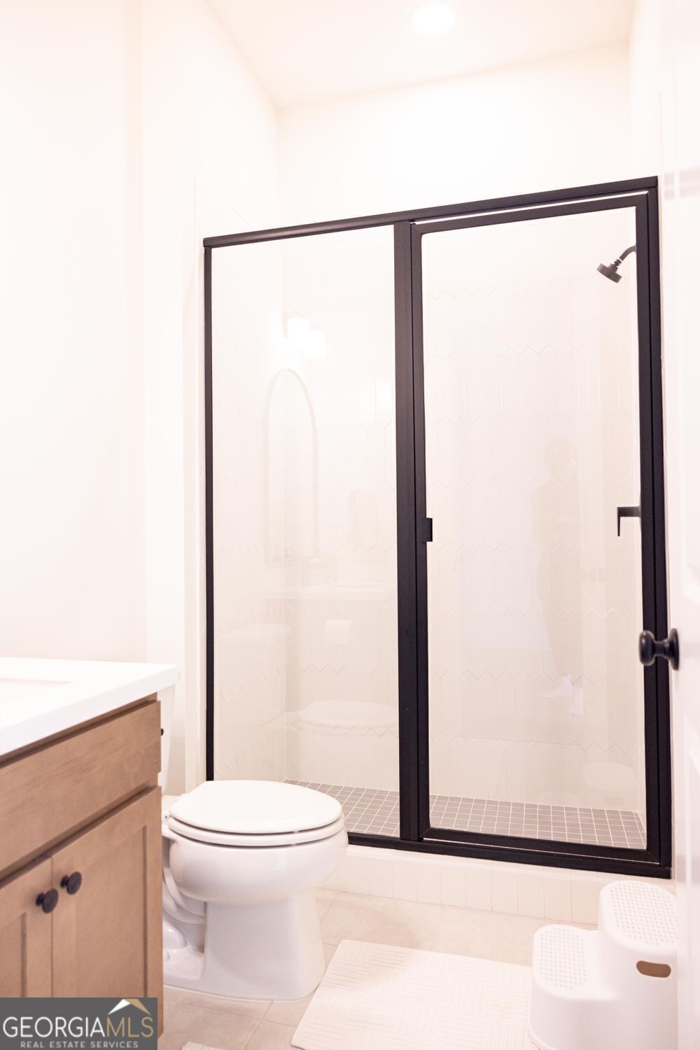 HOLLY FARM PH 1B - Residential Lease