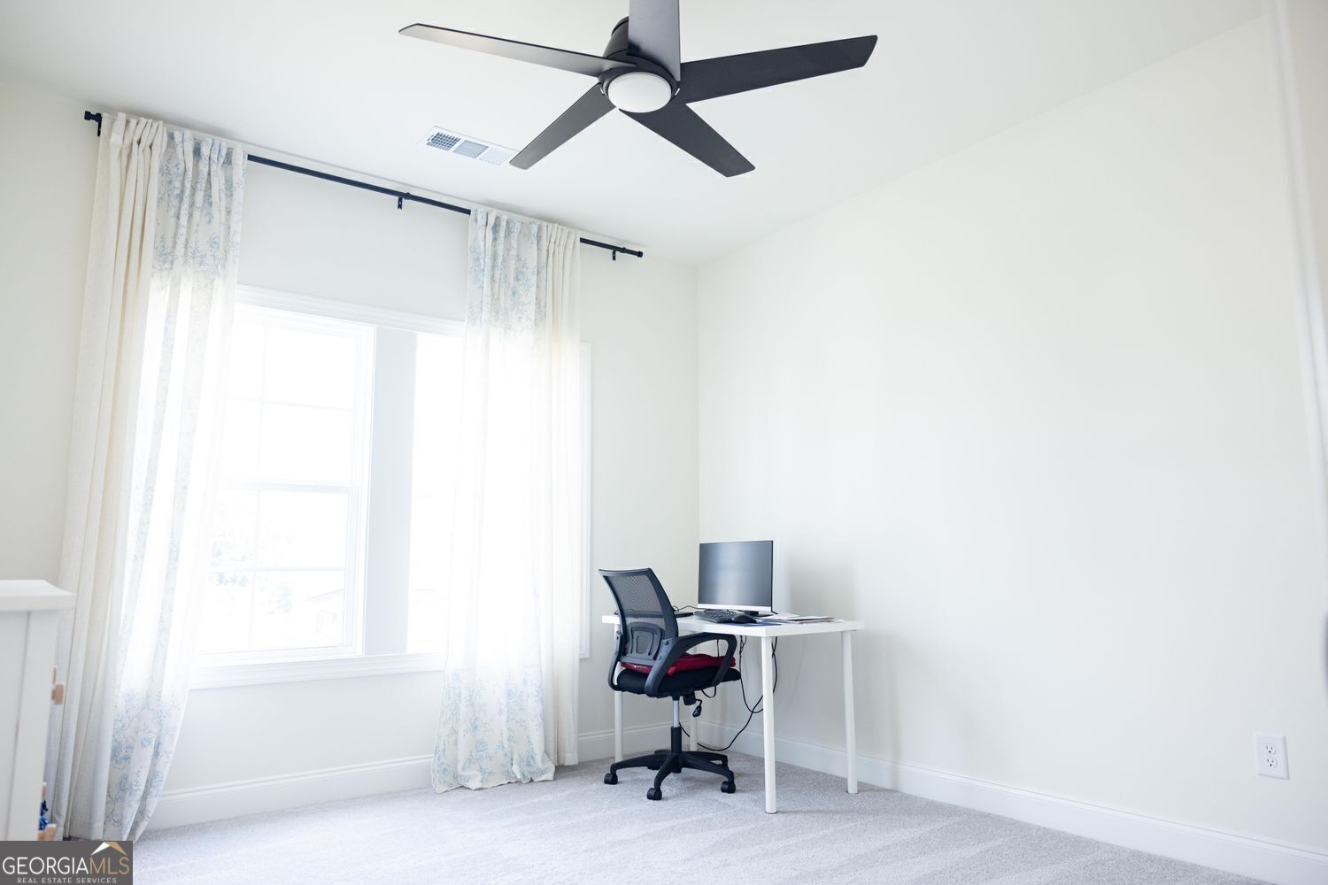 HOLLY FARM PH 1B - Residential Lease