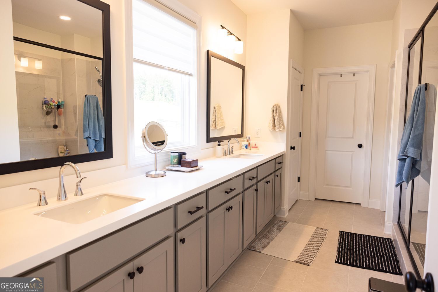 HOLLY FARM PH 1B - Residential Lease