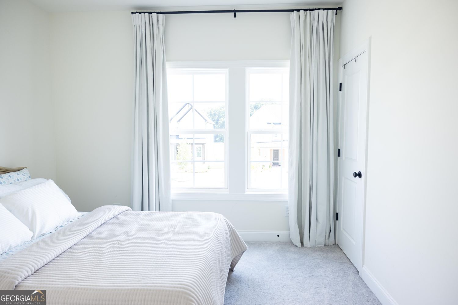 HOLLY FARM PH 1B - Residential Lease