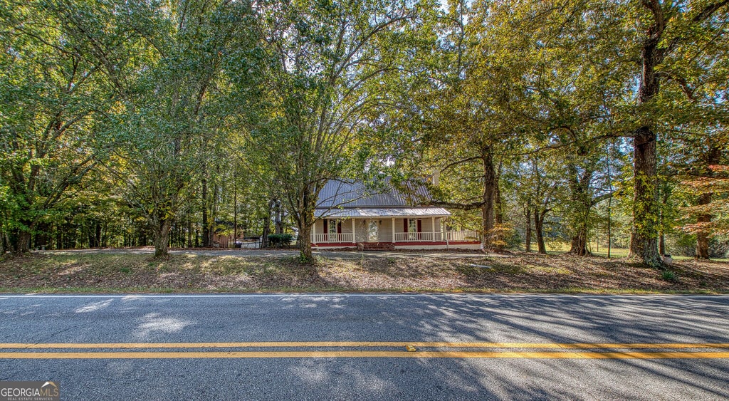 Photo of 379 Line Creek Road, Senoia, GA 30276 (MLS # 10880611)