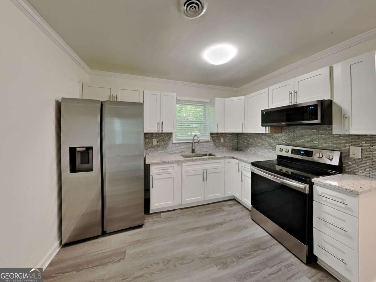 235 Keaton ST SW