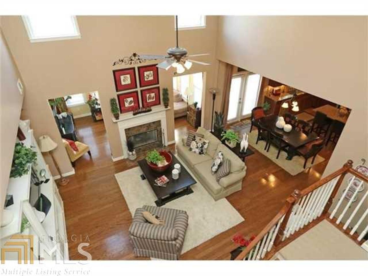 Madison Falls - Residential