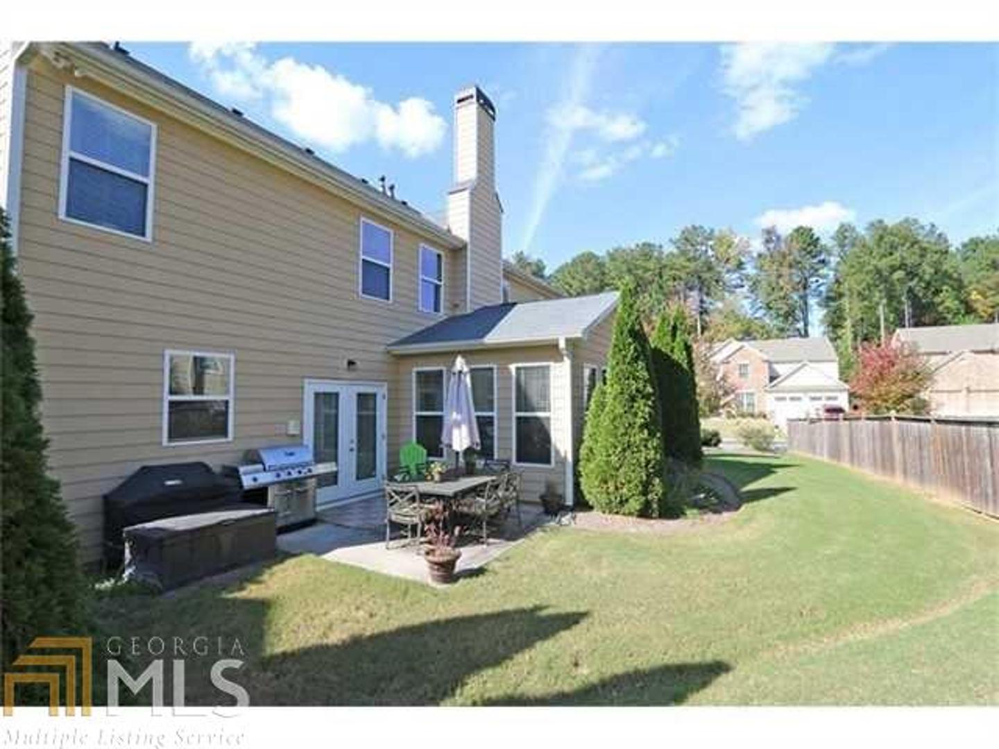 Madison Falls - Residential