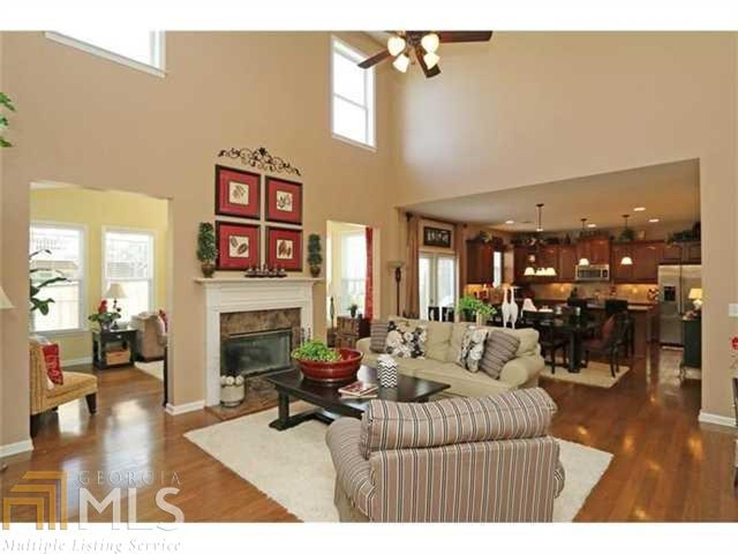 Madison Falls - Residential