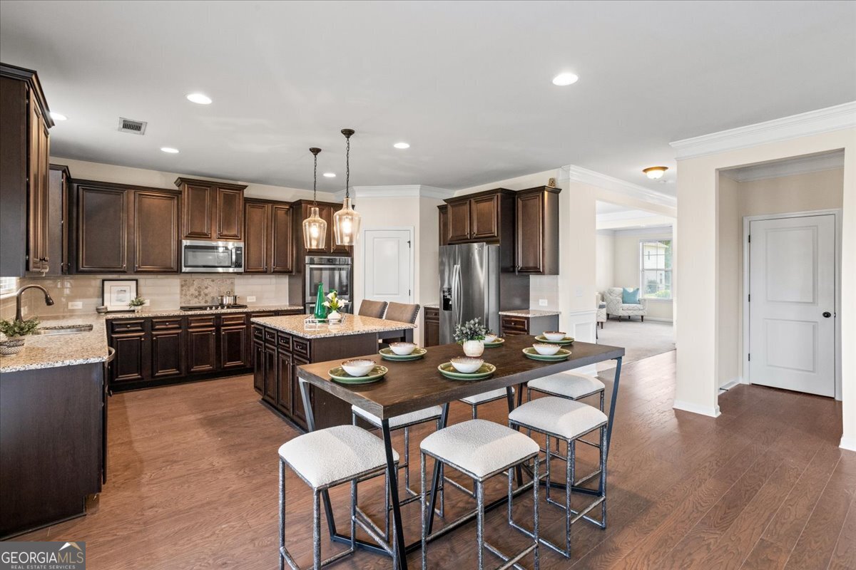 330 Piedmont CIR