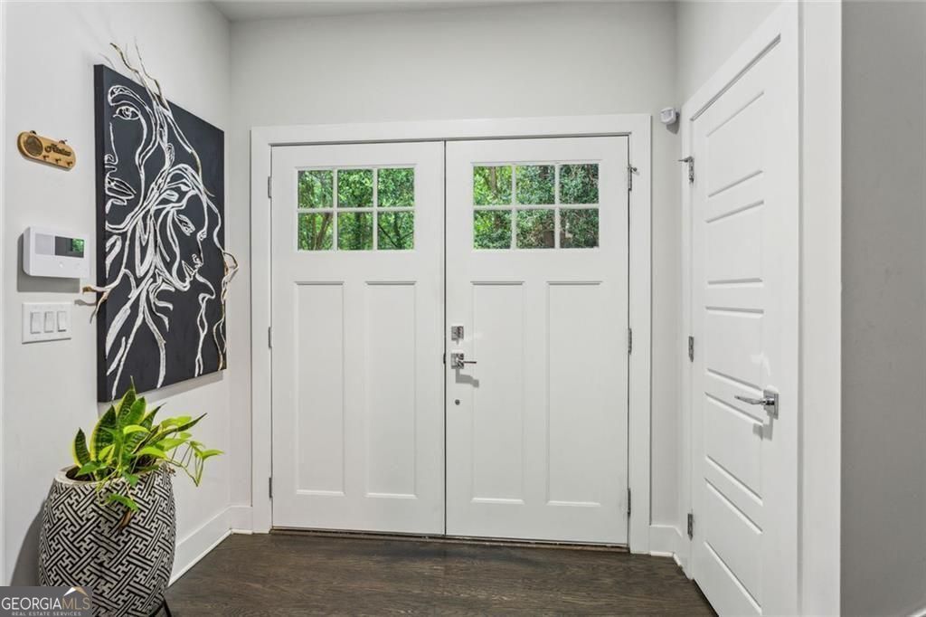 1821 Huntington Hills LN NW