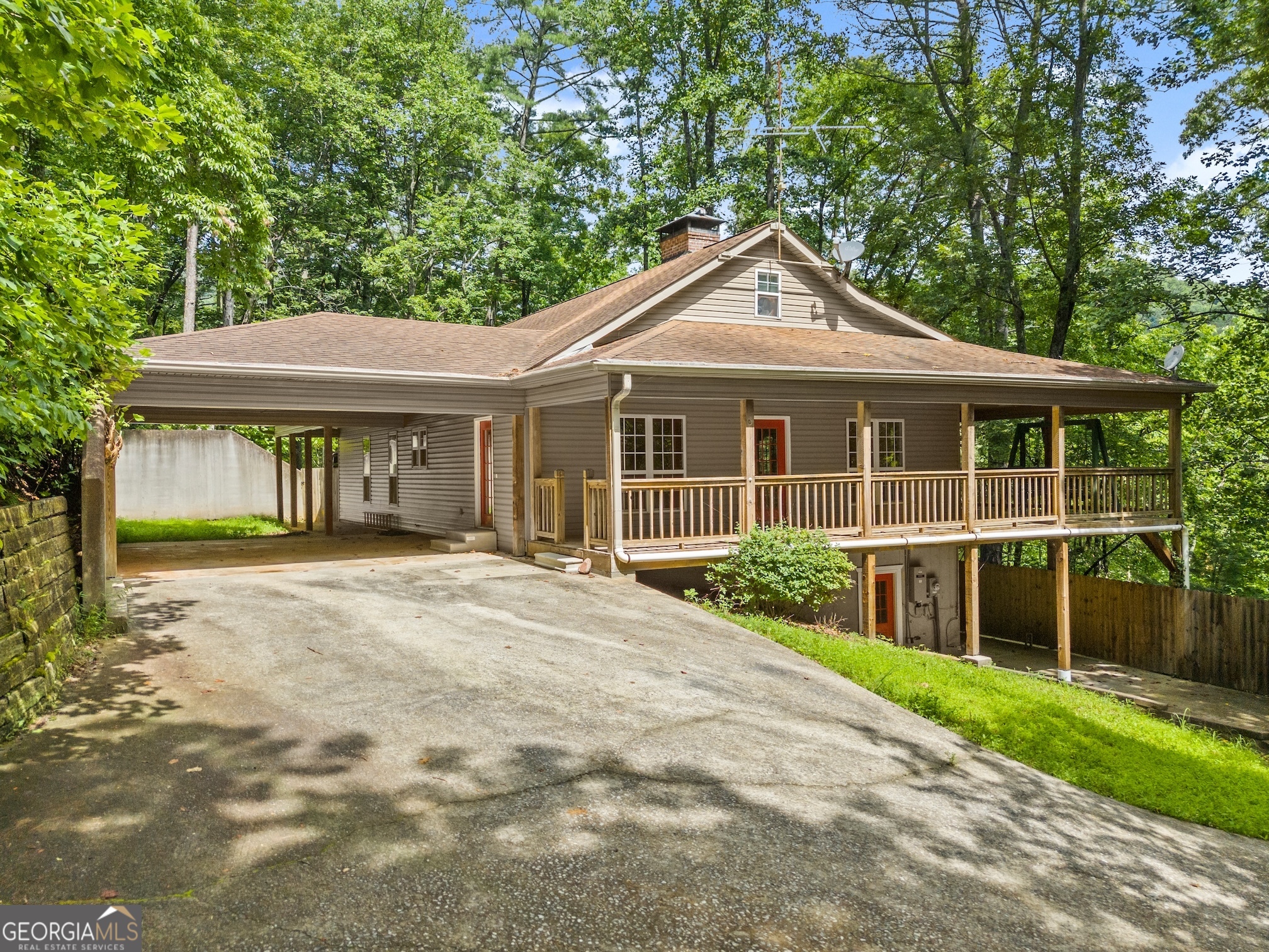 178 Rhododendron LN