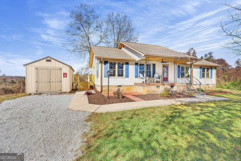 A home in Toccoa